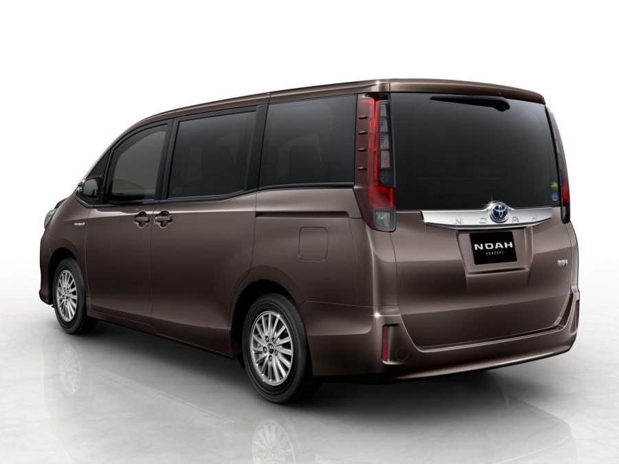  Toyota Noah Concept 2013 года  (фото 3 из 4)